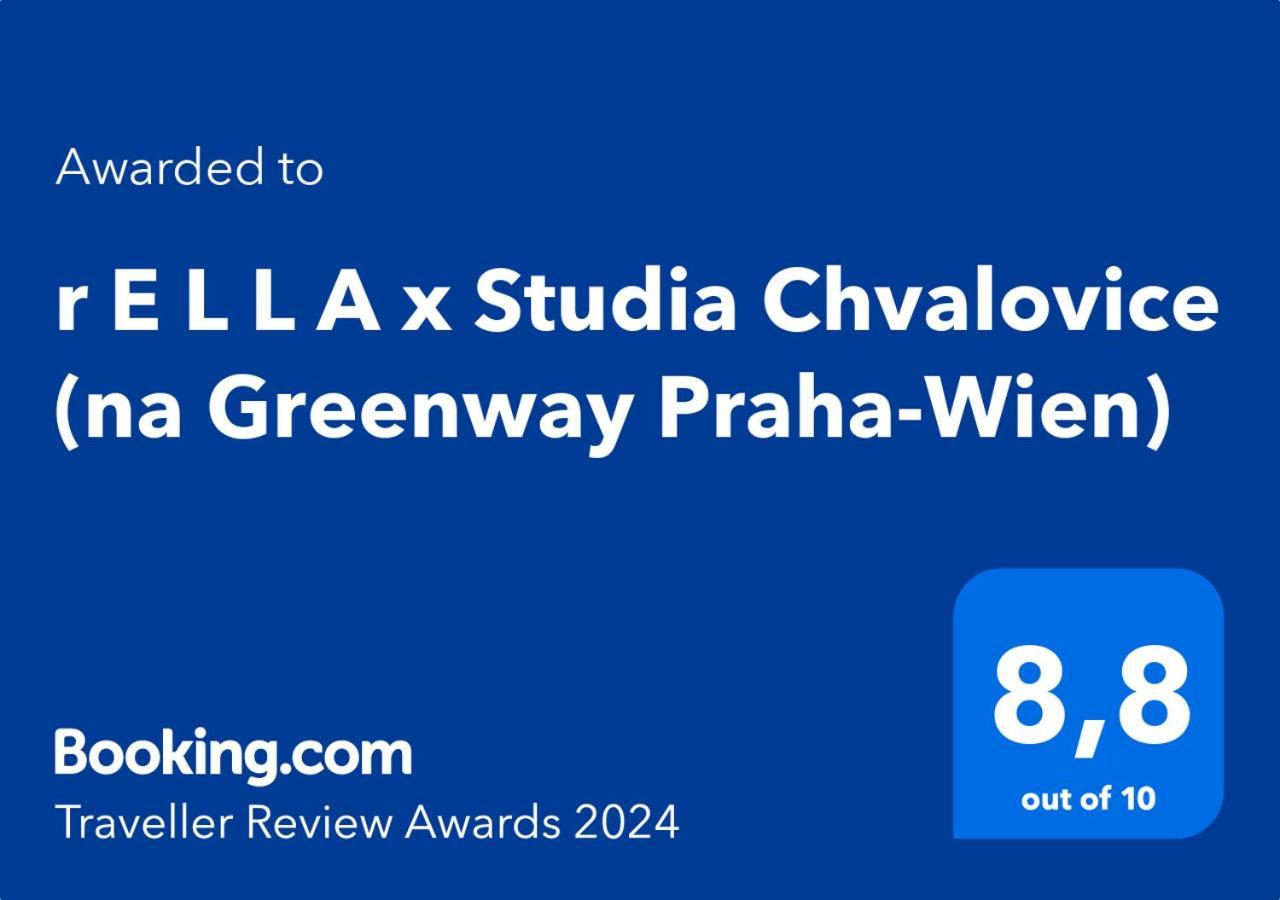 R E L L A X Studia Chvalovice Hate Na Greenway Praha-Wien Exterior photo